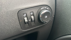 Vauxhall Crossland 1.2 Turbo Design 5dr Petrol Hatchback